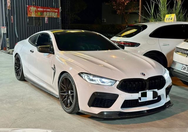 BMW寶馬 M8 COUPE  第4張相片