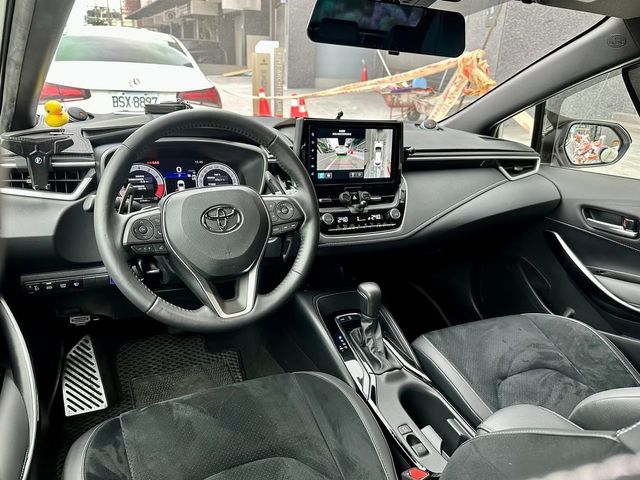 TOYOTA豐田 COROLLA SPORT  第2張相片