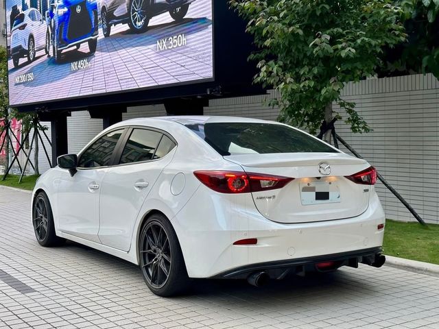MAZDA馬自達 MAZDA 3  第2張相片