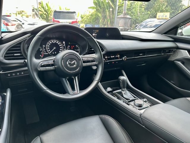 MAZDA馬自達 MAZDA 3  第5張相片