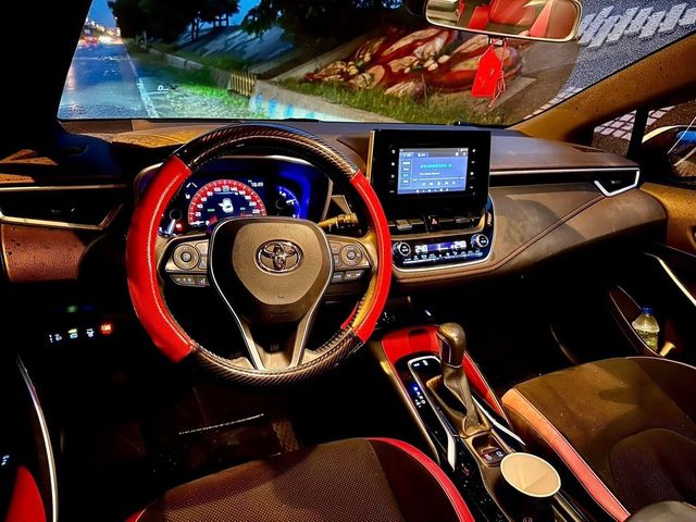 TOYOTA豐田 AURIS  第3張相片