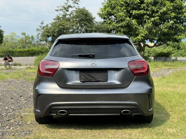M-BENZ賓士 A180  第3張相片