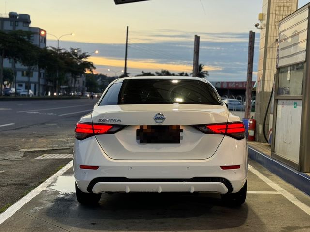NISSAN日產 SENTRA  第2張相片