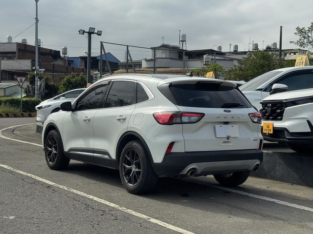 FORD福特 KUGA  第4張相片