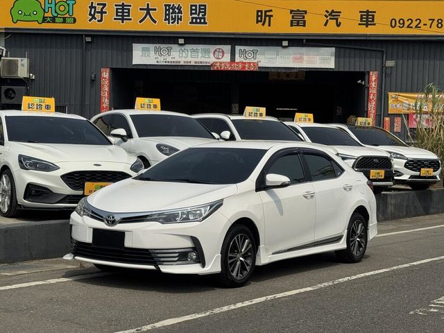 TOYOTA豐田 ALTIS  第1張相片
