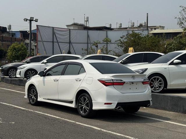 TOYOTA豐田 ALTIS  第4張相片