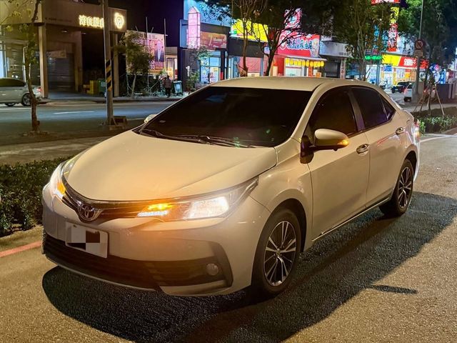 TOYOTA豐田 ALTIS  第1張相片