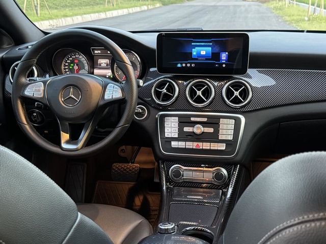 M-BENZ賓士 CLA200  第19張相片