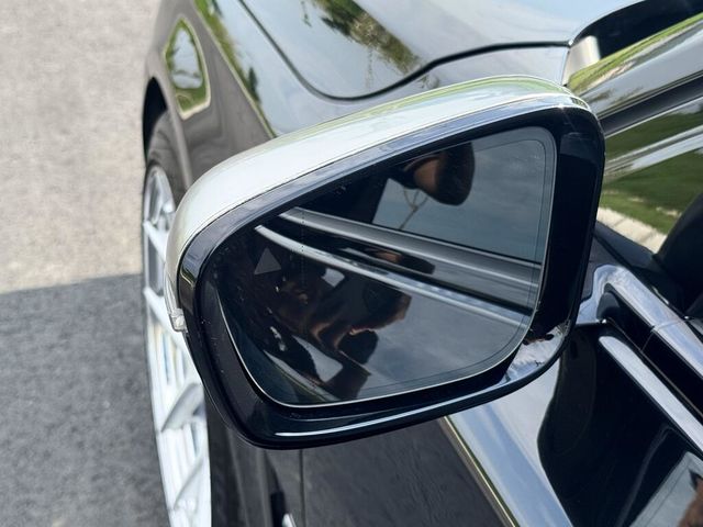 BMW寶馬 730I  第6張相片