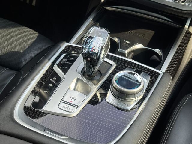 BMW寶馬 730I  第13張相片
