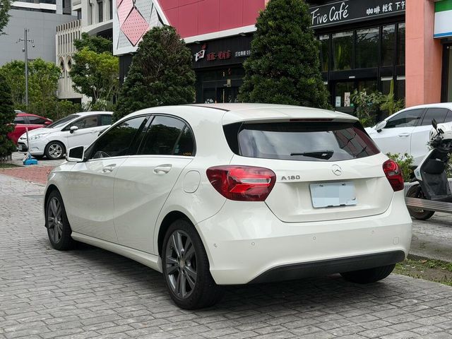 M-BENZ賓士 A180  第5張相片