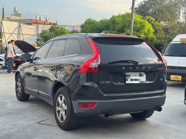VOLVO富豪 XC60  第2張相片