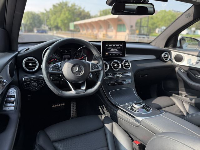 M-BENZ賓士 GLC250  第3張相片