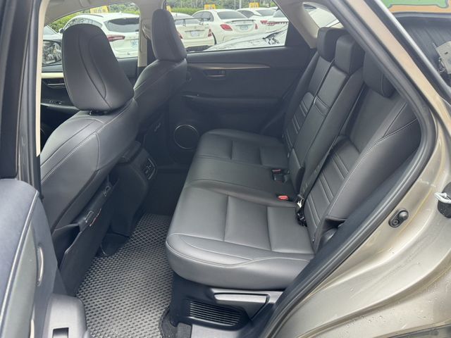 LEXUS凌志 NX200  第6張相片