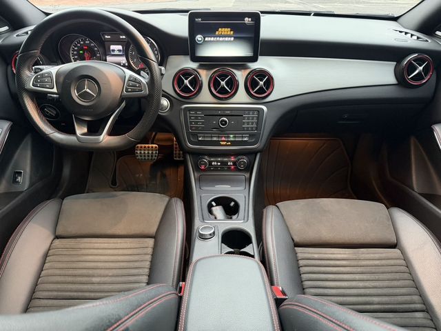 M-BENZ賓士 CLA250 4MATIC  第3張相片