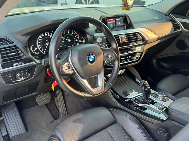 BMW寶馬 X4 XDRIVE20I  第9張相片