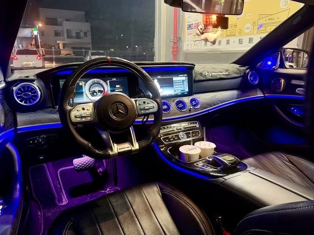 M-BENZ賓士 E300  第3張相片