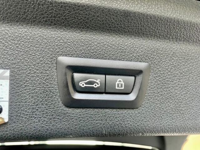 BMW寶馬 320I SPORT LINE  第6張相片