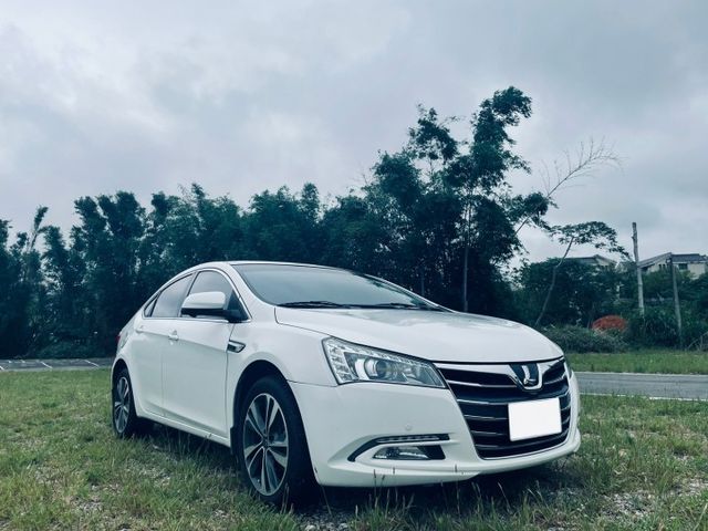 5 SEDAN  第2張相片