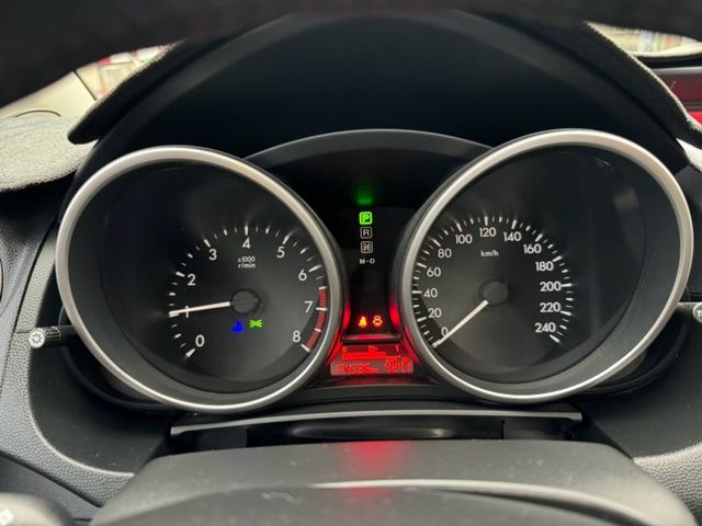 14年馬五 稀有白色~車況優 無待修 無菸車~  第15張相片