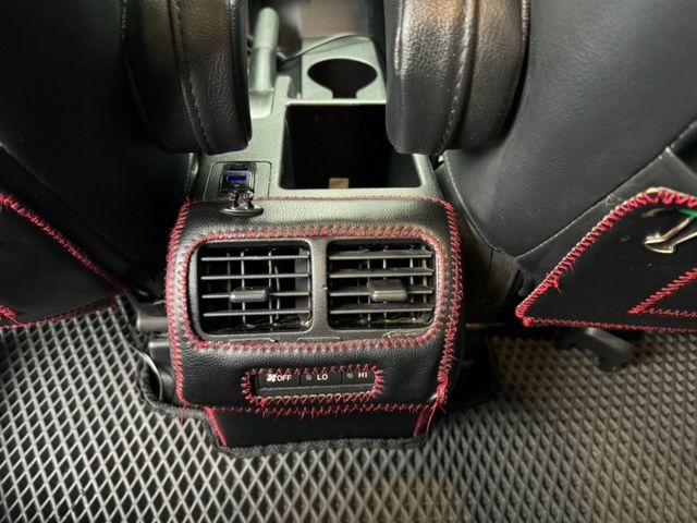 14年馬五 稀有白色~車況優 無待修 無菸車~  第19張相片