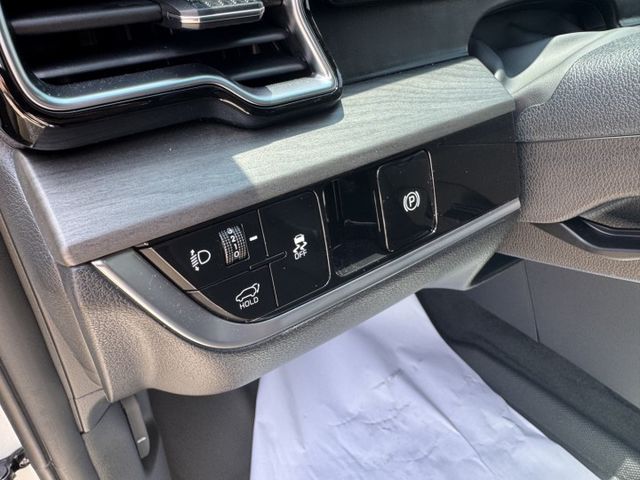 2024年 KIA SPORTAGE Sportage X-line 4WD 1.6 白色  僅跑四千二 原廠保固中  第5張相片