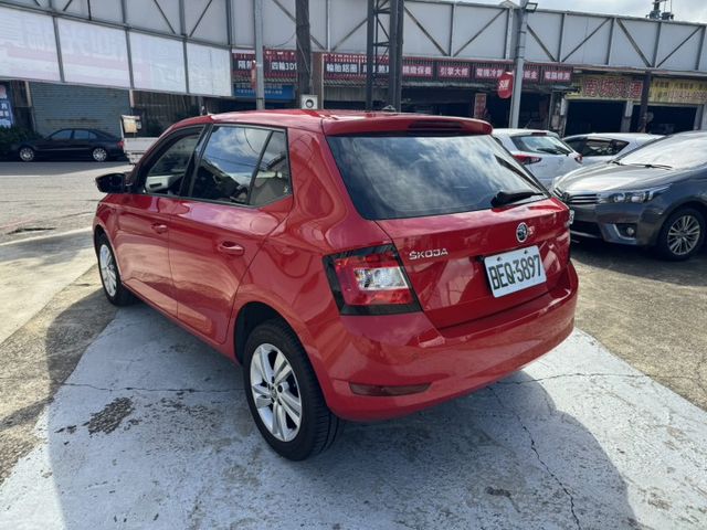 FABIA  第6張相片