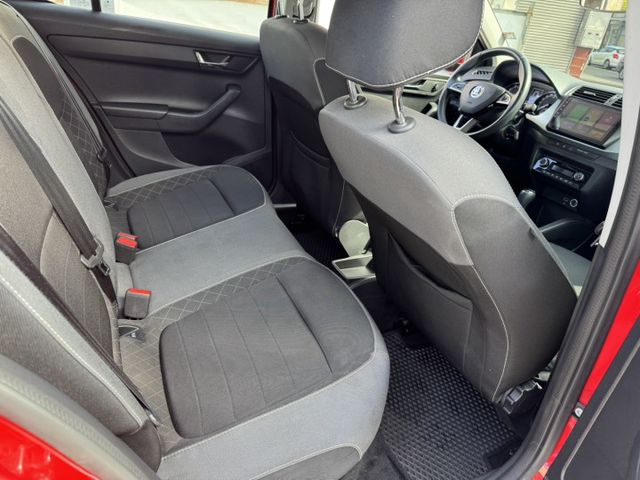 FABIA  第7張相片