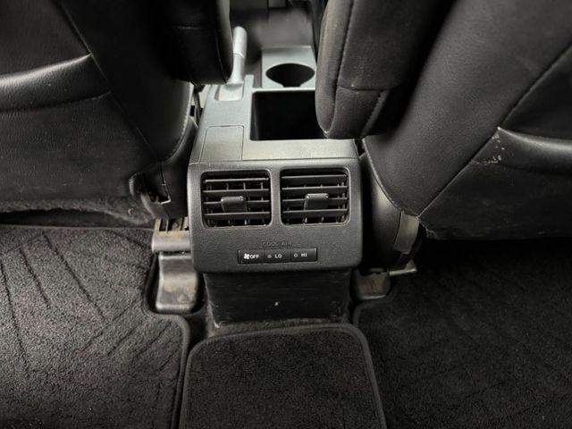 12年MAZDA 5 灰色 一手車 跑16萬 車況良好~內裝超美~  第14張相片