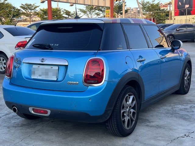 HATCH 5D  第3張相片