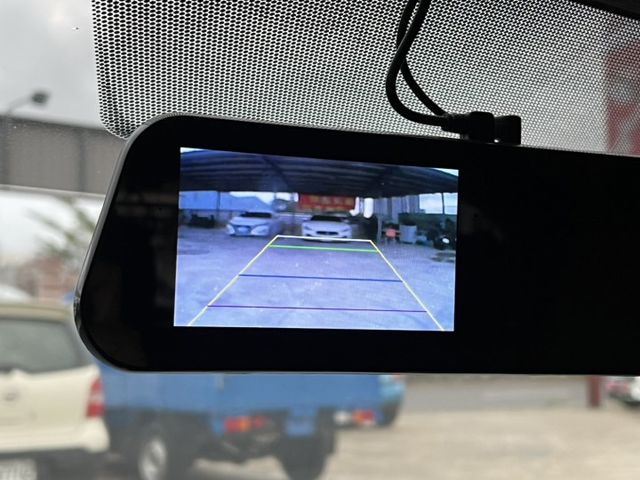 YARIS  第14張相片