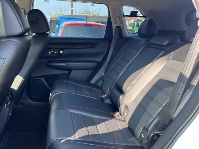 CR-V  第7張相片