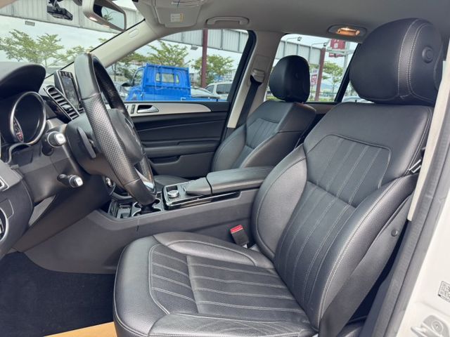 GLE-CLASS  第5張相片