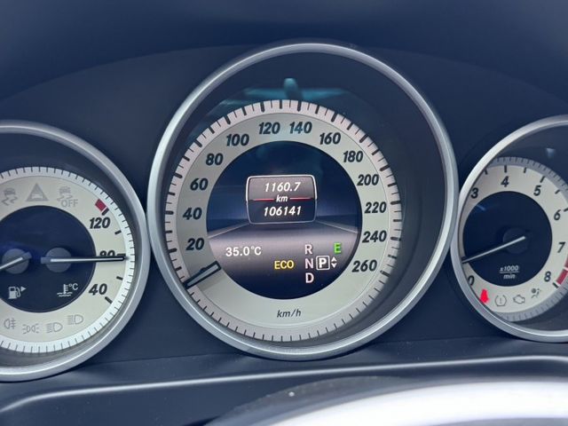 E-CLASS W212  第11張相片