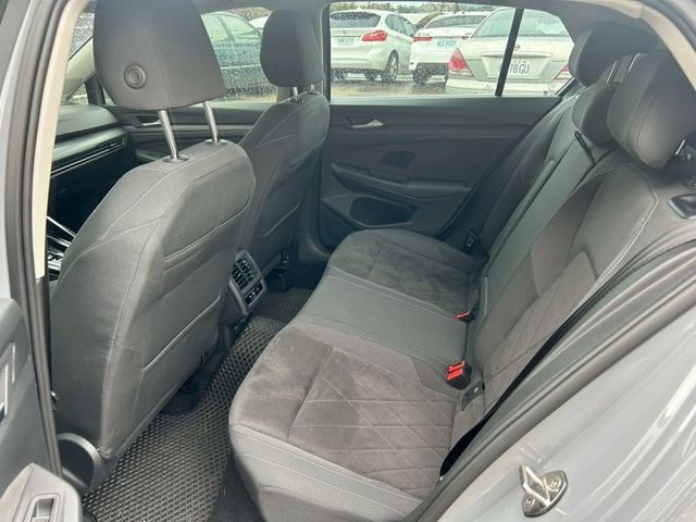 GOLF VIII  第10張相片