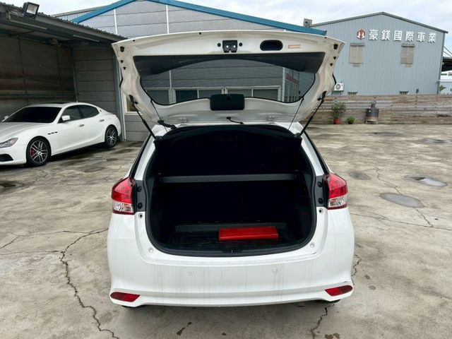 YARIS  第7張相片