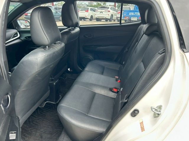 YARIS  第9張相片