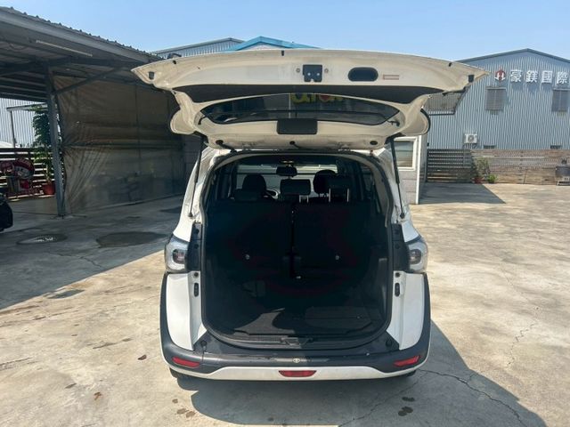 SIENTA  第6張相片