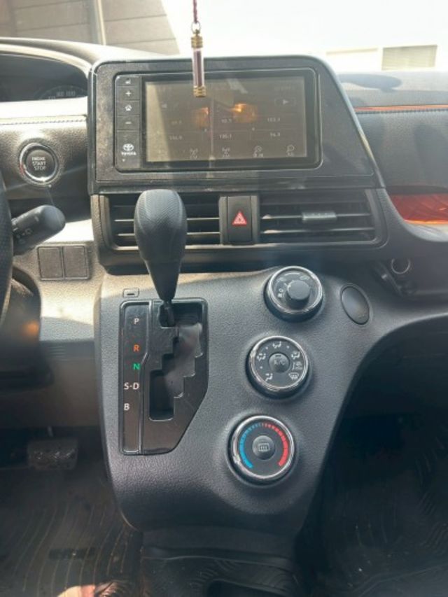 SIENTA  第11張相片