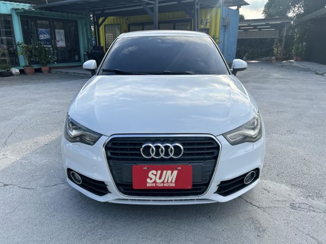 【預約可享優惠價】AUDI 1.4雙門渦輪小鋼炮／HID頭燈／換檔撥片／恆溫空調／倒車影像／定速／四氣囊／煞車力道分配  第2張相片