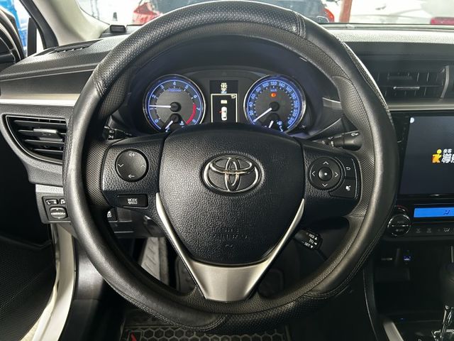 【本月預約好禮相送】IKEY／定速／免鑰匙啟動／恆溫空調／多功能安卓機／倒車影像／內裝氣氛漂亮  第9張相片