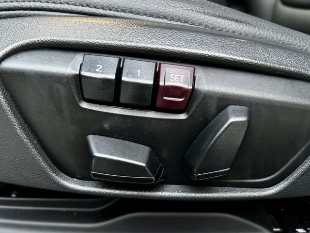 汽油218i／稀有低里程／定速／原鈑件／電動記憶座椅／雙區恆溫空調／電子手煞車《來電：0939-123-948楊先生》  第12張相片