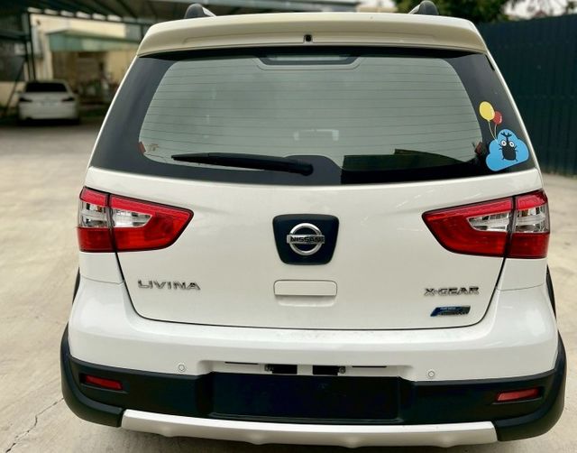 【預約好禮相送】旗艦版／恆溫空調／IKEY／行李架／僅跑8萬多《來電：0939-123-948楊老闆》  第4張相片