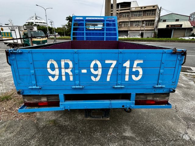 【預約好禮相送】三噸半／木床10呎半狀況良好／僅跑近16萬里程／可貸款《來電：0939-123-948楊老闆》  第6張相片