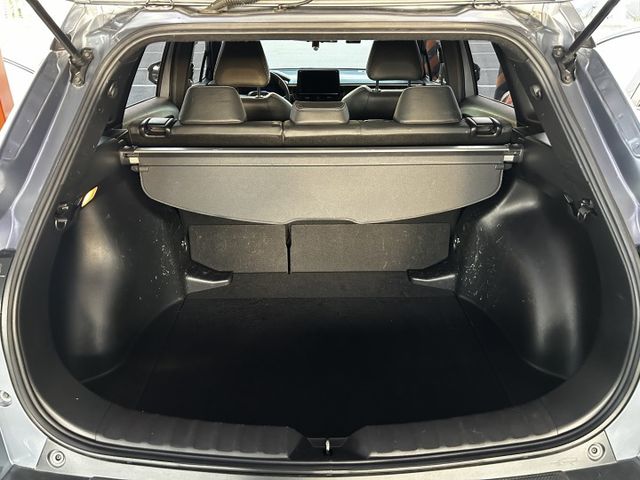 【預約好禮相送】原鈑件／Carplay&Android Auto／導航／免鑰匙啟動／跟車系統／抬頭顯示器／獨立恆溫空調  第17張相片