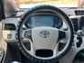 新車價200多萬的Toyota Sienna，搭載3.5升V6引擎與6速手自排變速箱動力系統，8人座全家出遊超讚  第17張縮圖