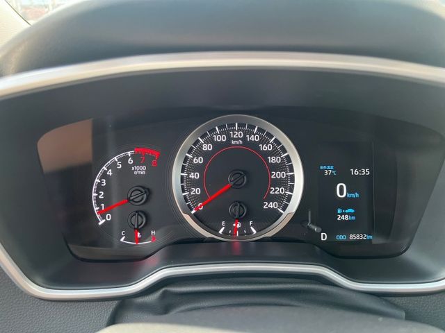 2021年出廠 altis 認證美車 原廠保養跑少  第9張相片