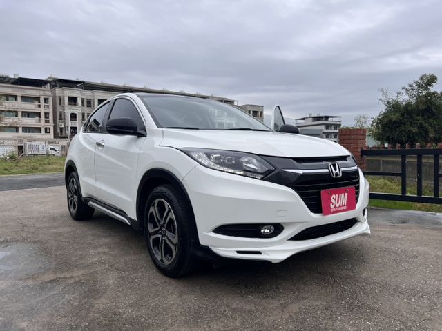 VTI-S／KEY/循跡防滑/定速/換檔撥片/電動後視鏡/恆溫空調/摸門  第1張相片