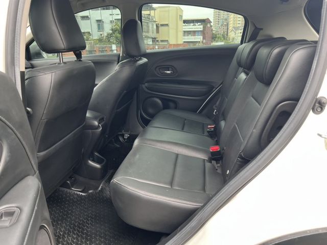 VTI-S／KEY/循跡防滑/定速/換檔撥片/電動後視鏡/恆溫空調/摸門  第9張相片