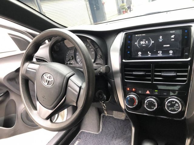 YARIS  第2張相片